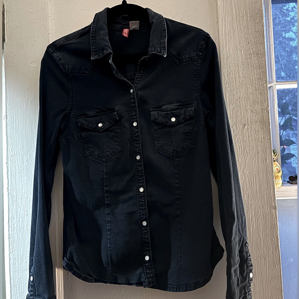Vintage early 2000s H&M Divided denim shirt size 6/sm